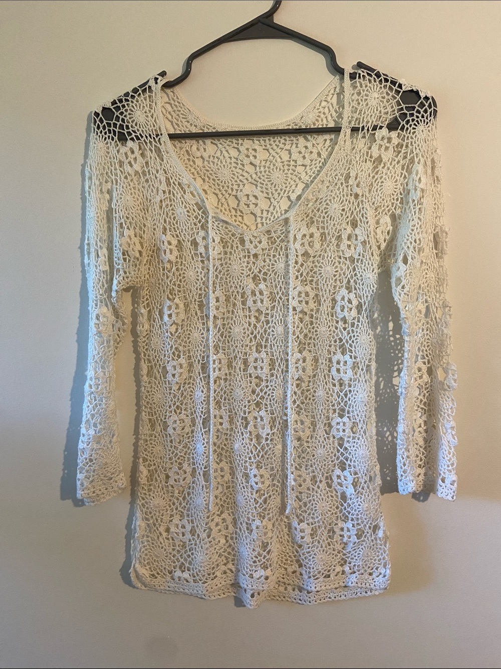Vintage Cream Crochet V-Neck Tie-Front Boho 70s Top